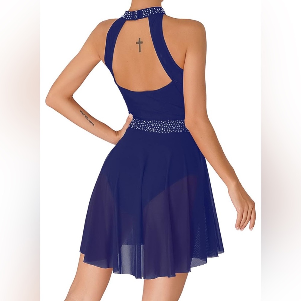 Figure skating dress. Size S.